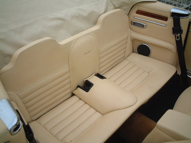 �A�[�f���W���K�[�������R���o�[�`�u���@�I�[�v���J�[